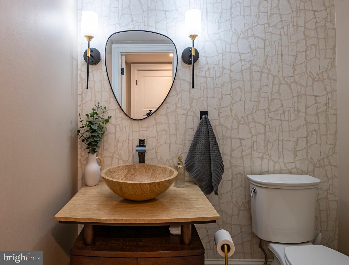 1504 Old Mill Road Reading, PA 19610 - Photo 24 of 77 Half bath on main level