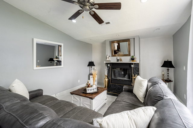 2392 East 480 N Circle St. George, UT 84790 - Photo 2 of 20