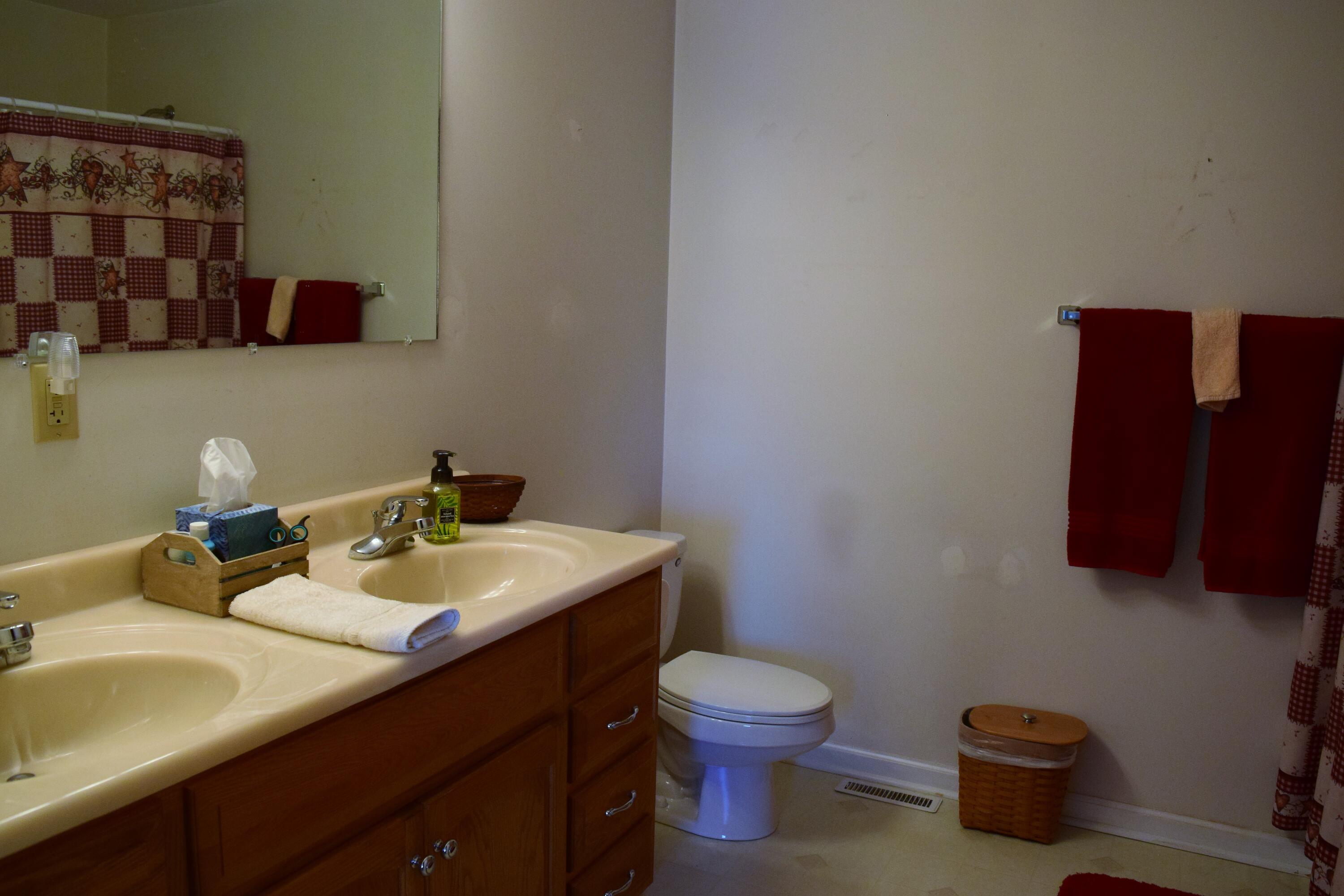 537 Whitelocke Road Southeast Floyd, VA 24091 - Photo 12 of 24 12