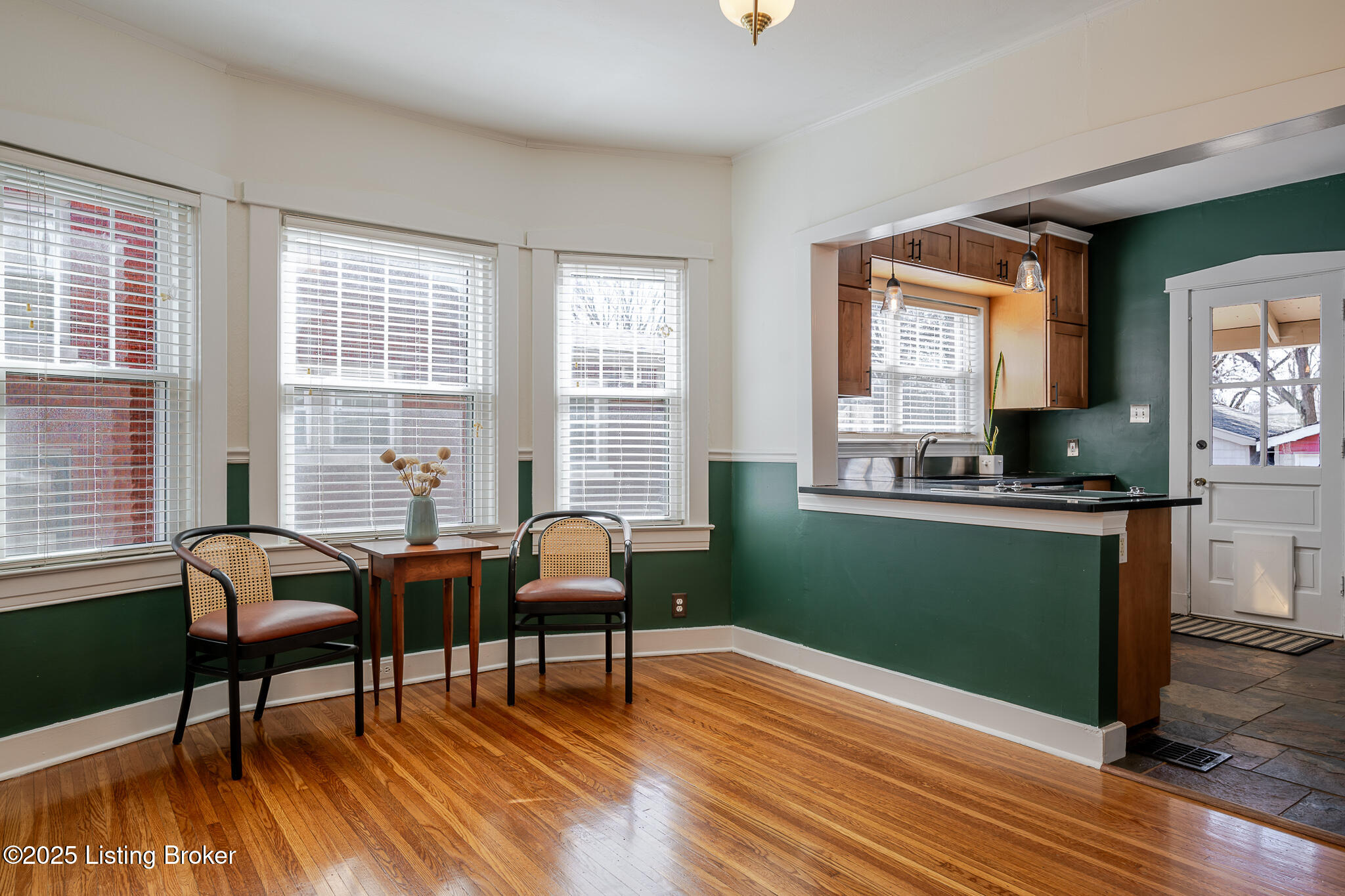 206 Oxford Place Louisville, KY 40207 - Photo 13 of 46 206 Oxford Ave-13