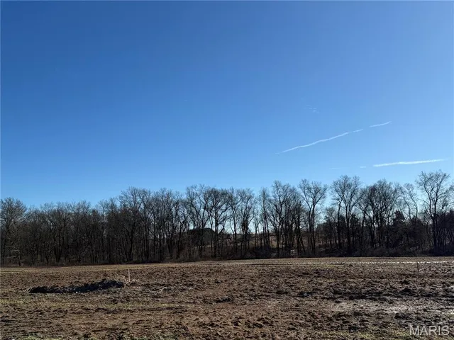 $79,900 | 311 Timberline Court, Eolia, MO 63344