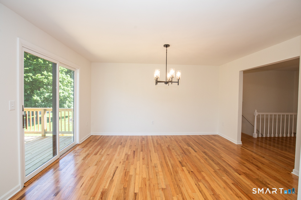 44 Farm Hill Road Wallingford, CT 06492 - Photo 8 of 38 Dining room