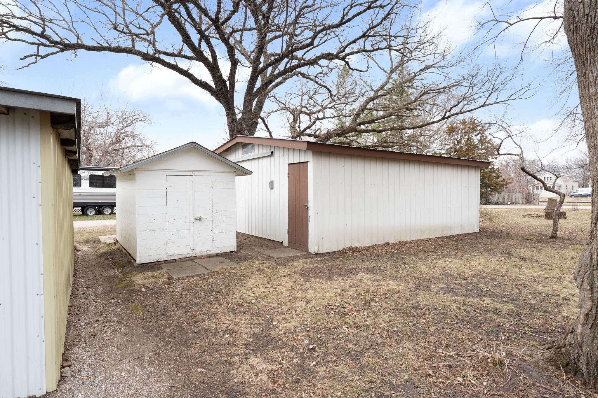 608 8th Street Southeast Waseca, MN 56093 - Photo 55 of 69