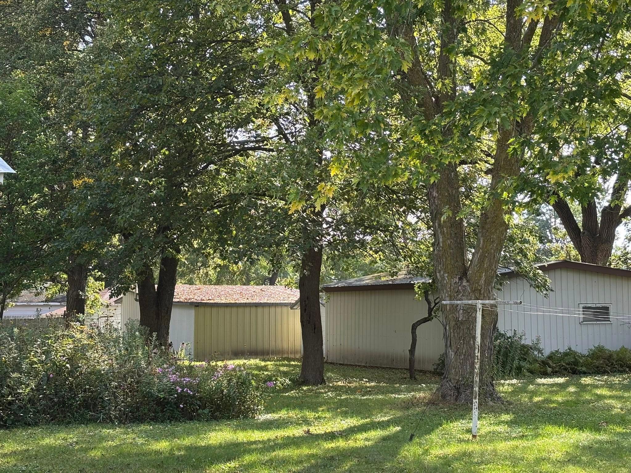 608 8th Street Southeast Waseca, MN 56093 - Photo 8 of 69