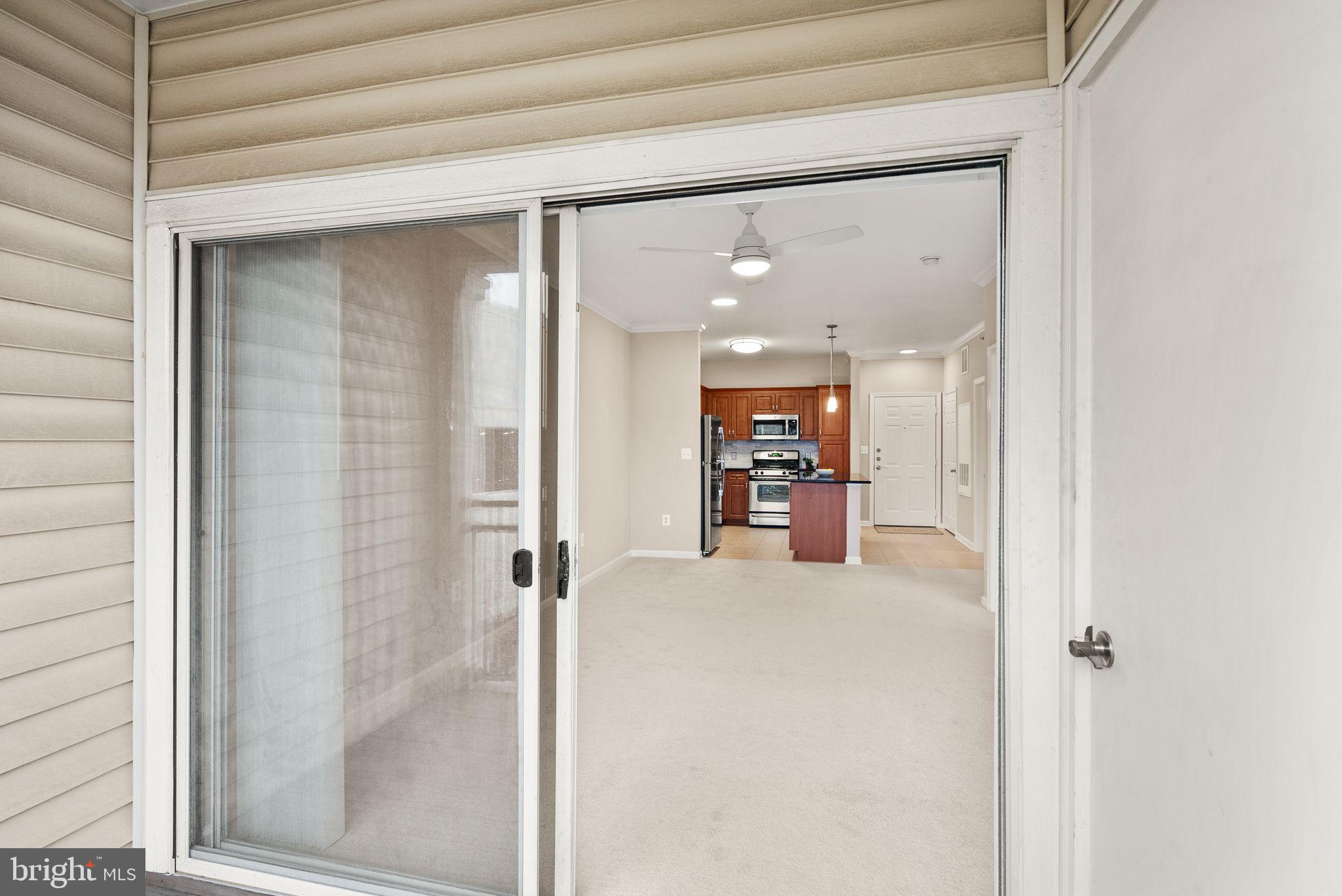 12913 Centre Park Circle, Unit 401 Herndon, VA 20171 - Photo 18 of 29