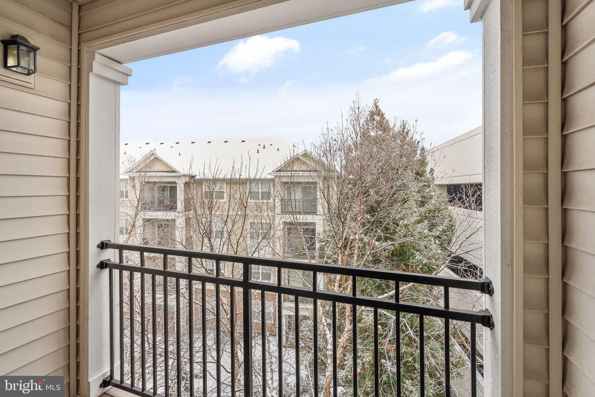 12913 Centre Park Circle, Unit 401 Herndon, VA 20171 - Photo 19 of 29