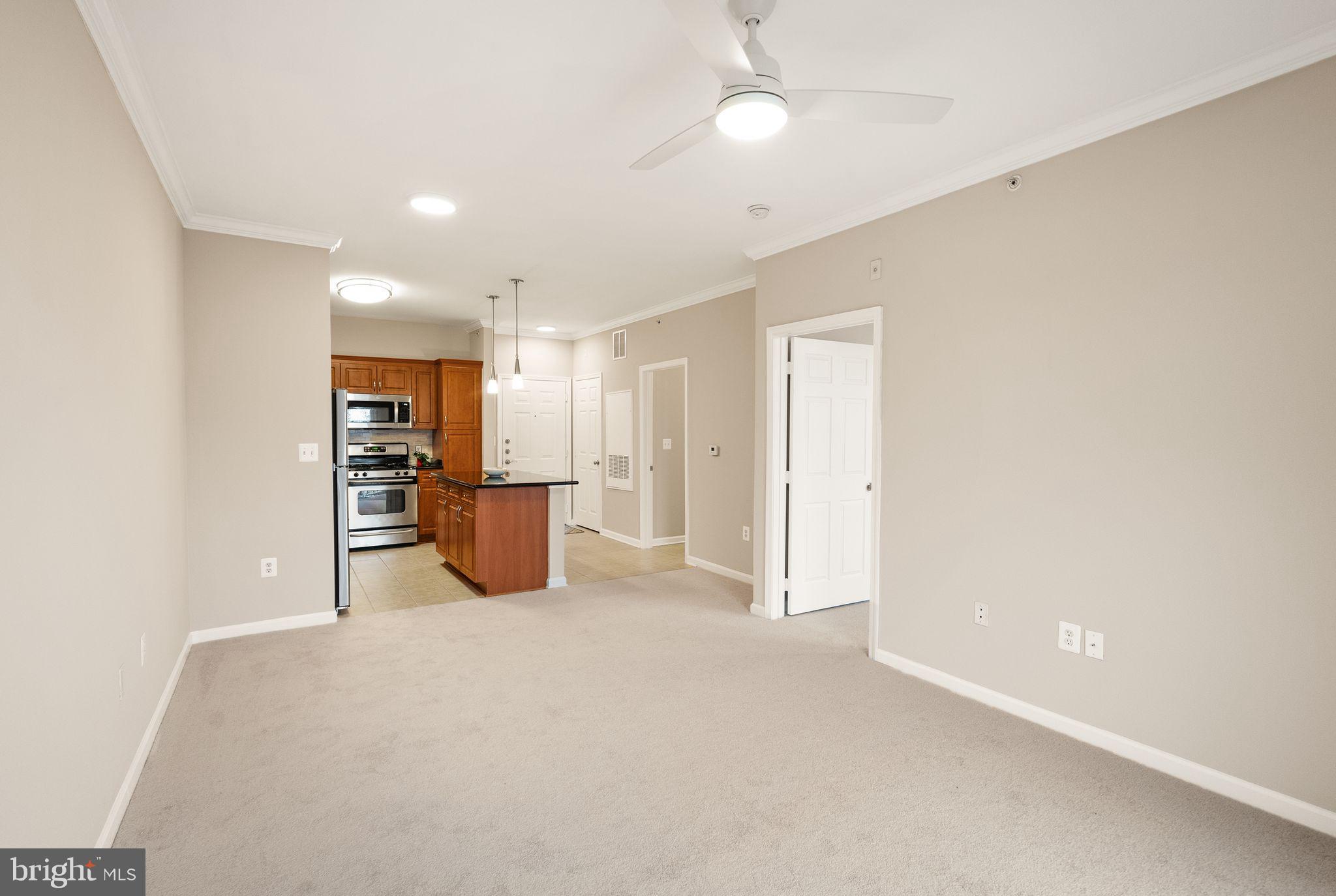 12913 Centre Park Circle, Unit 401 Herndon, VA 20171 - Photo 7 of 29