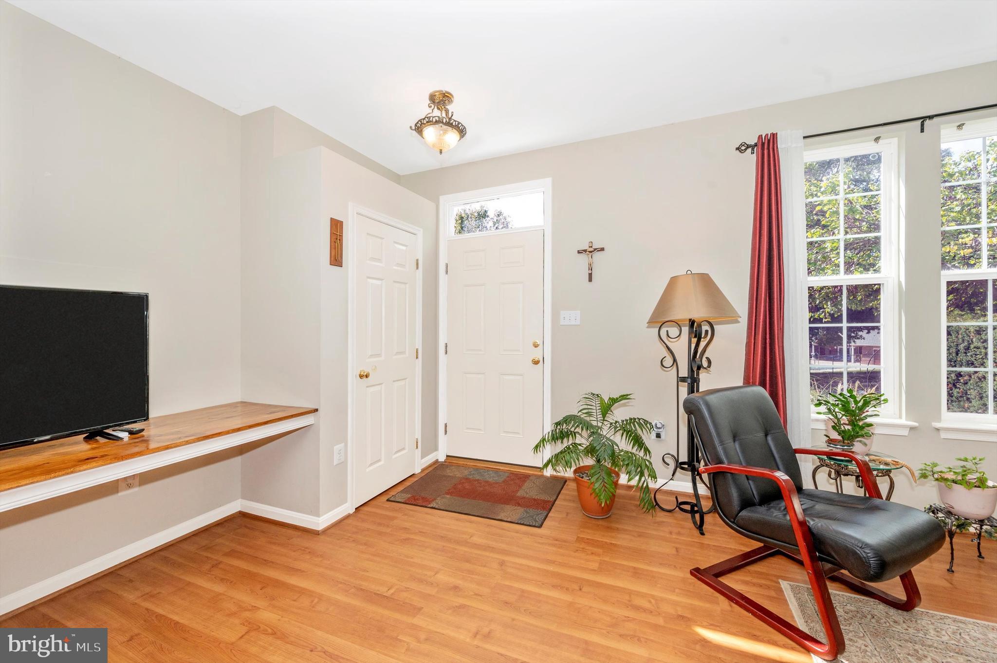 2264 Wetherburne Way Frederick, MD 21702 - Photo 3 of 49