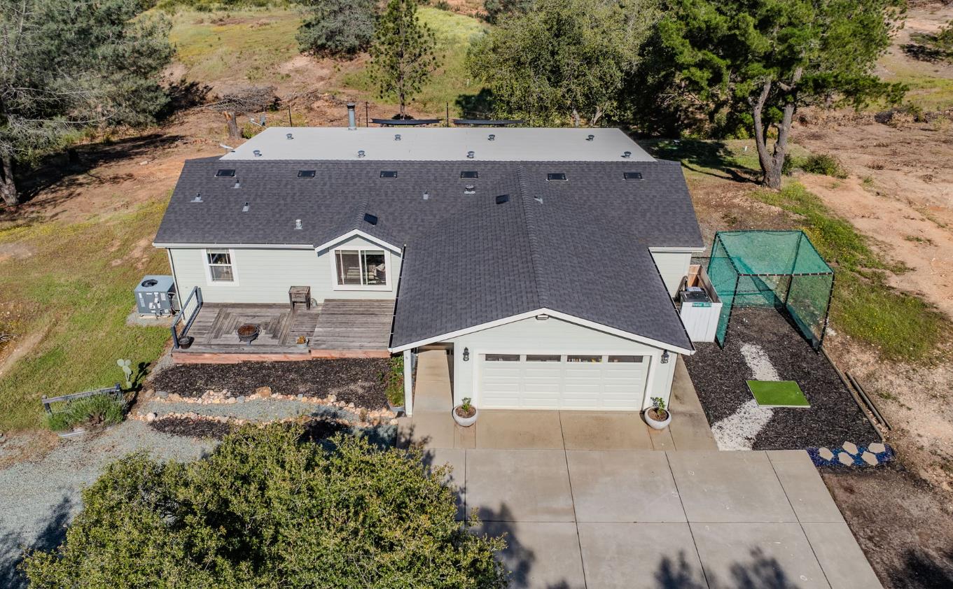 989 Carbondale Road Ione, CA 95640 - Photo 4 of 63
