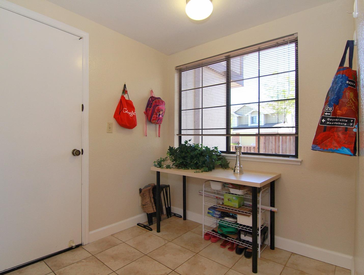294 Geneva Road Milpitas, CA 95035 - Photo 7 of 19 Gallery Image 7