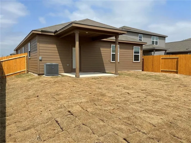 $1,750 | 143 Constitution Street, Liberty Hill, TX 78642