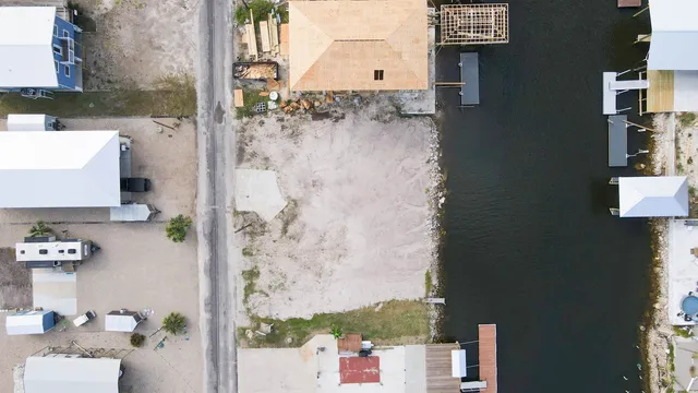 $349,000 | 20915 Marina Road, Perry, FL 32348