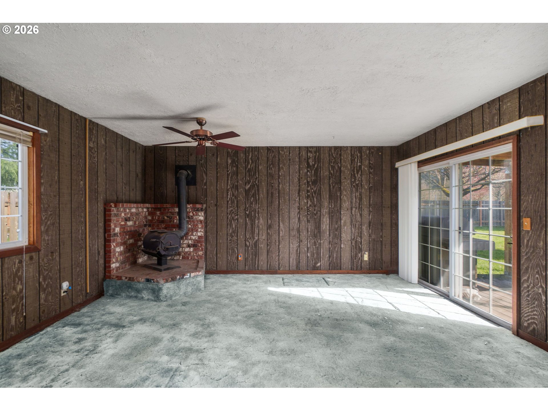 3805 Southeast 180th Place Portland, OR 97236 - Photo 13 of 22