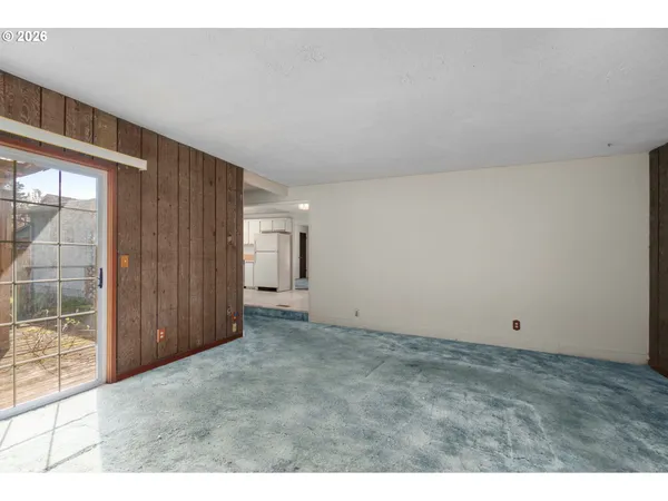 $375,000 | 3805 Southeast 180th Place, Portland, OR 97236