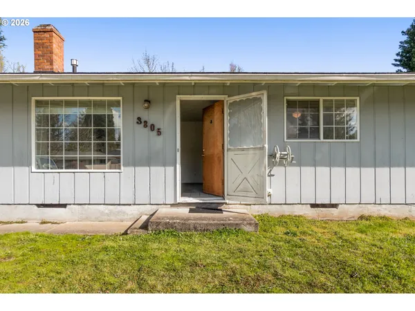 $375,000 | 3805 Southeast 180th Place, Portland, OR 97236