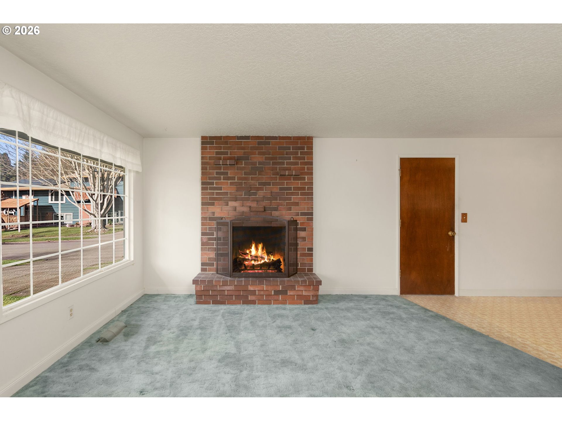 3805 Southeast 180th Place Portland, OR 97236 - Photo 5 of 22