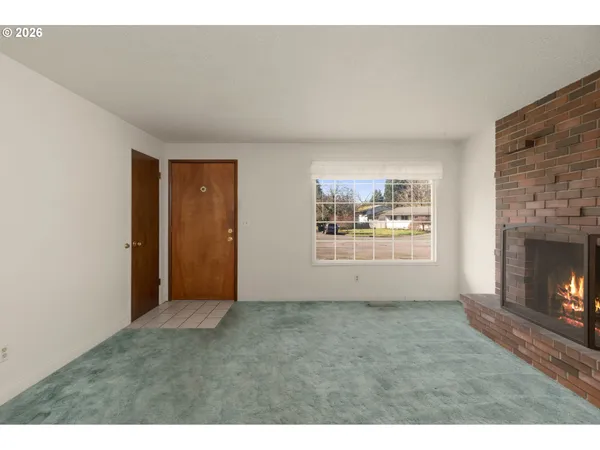 $375,000 | 3805 Southeast 180th Place, Portland, OR 97236