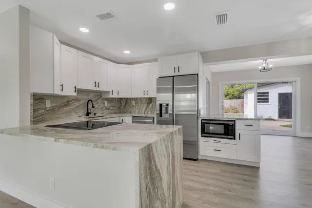 $434,500 | 7309 Southeast Hobe Terrace, Hobe Sound, FL 33455