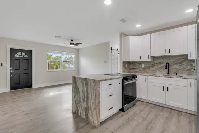 $434,500 | 7309 Southeast Hobe Terrace, Hobe Sound, FL 33455