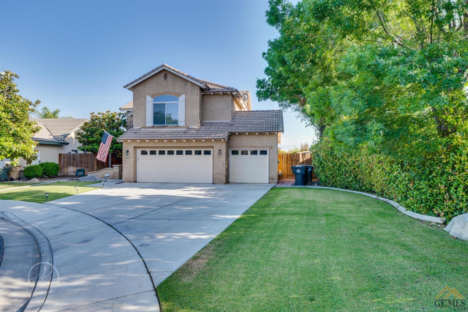 3213 Crescent Ridge Street Bakersfield, CA 93313 - Photo 2 of 27 Gallery Image 2