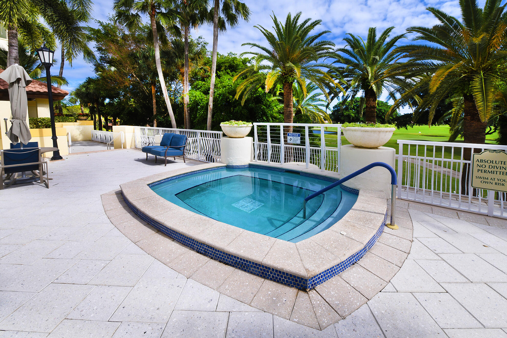 550 Southeast Mizner Boulevard, Unit B206 Boca Raton, FL 33432 - Photo 28 of 37 Spa