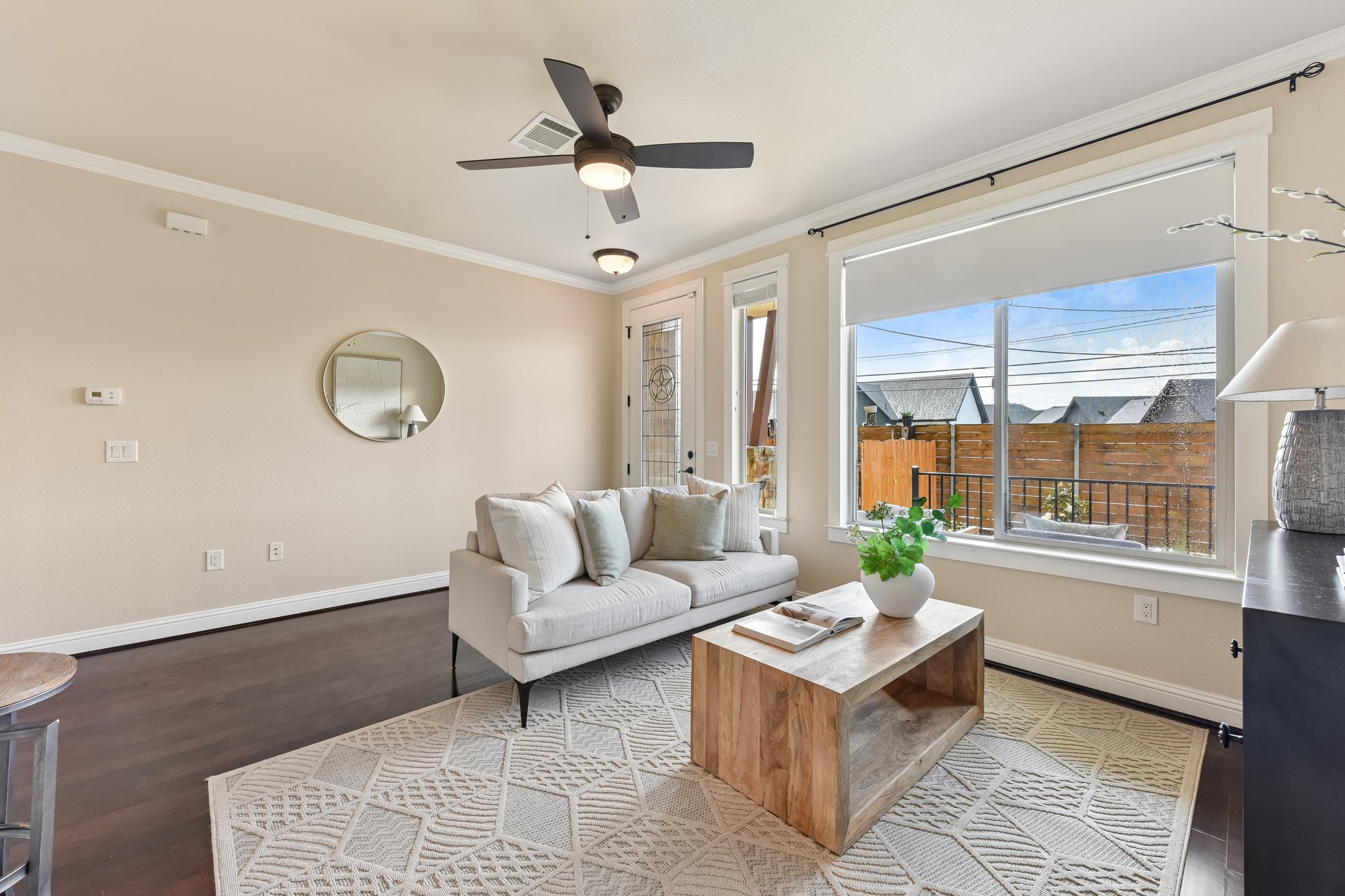 1185 Springdale Road Austin, TX 78721 - Photo 4 of 24