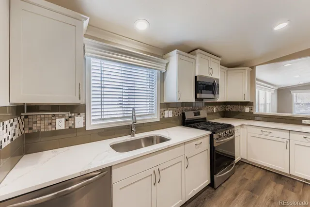 $429,900 | 8048 Jasmine Street, Dupont, CO 80024