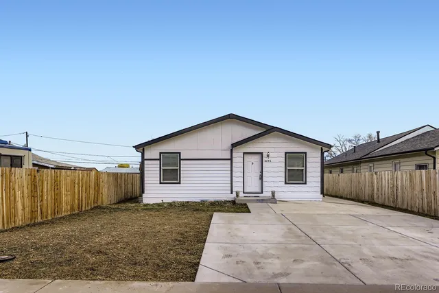 $429,900 | 8048 Jasmine Street, Dupont, CO 80024