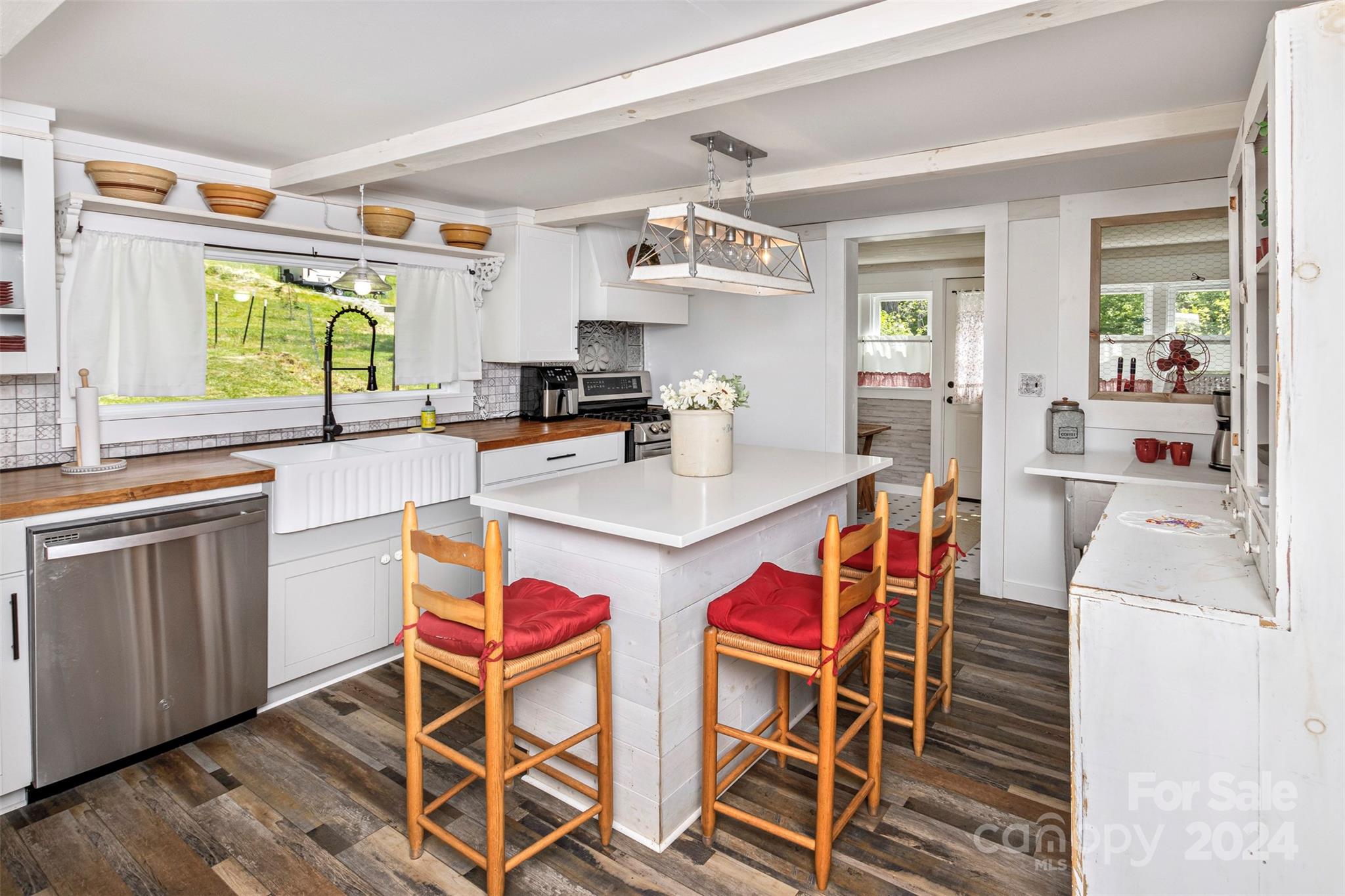 119 Black Branch Road Canton, NC 28716 - Photo 8 of 36 Gallery Image 8