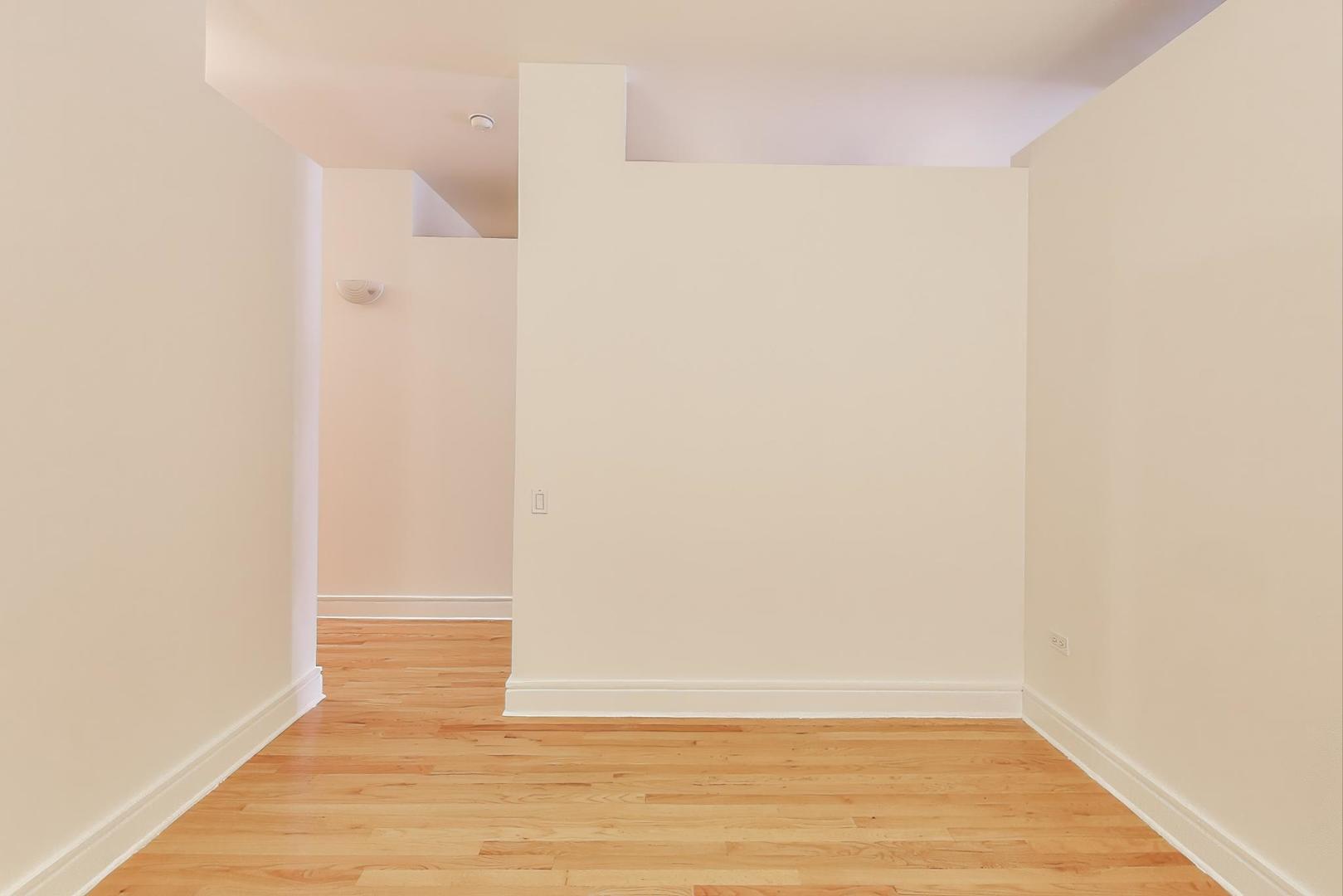 212 West Washington Street, Unit 1708 Chicago, IL 60606 - Photo 21 of 36 a view of an empty room