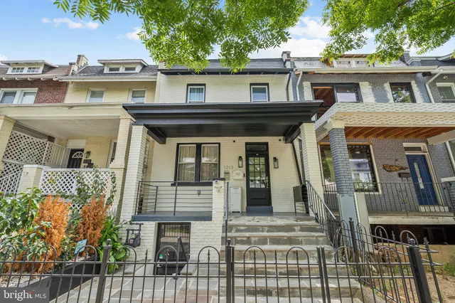 $1,800 | 1213 Staples Street Northeast, Unit B, Washington, DC 20002