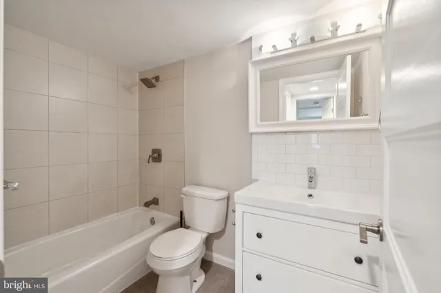 $1,800 | 1213 Staples Street Northeast, Unit B, Washington, DC 20002