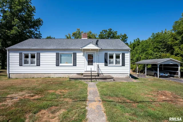 $85,000 | 840 Highway 145, Harrisburg, IL 62946