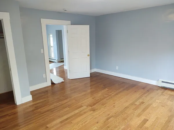 $2,300 | 96 Pleasant Street, Unit 2, Marlborough, MA 01752