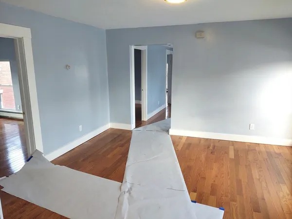 $2,300 | 96 Pleasant Street, Unit 2, Marlborough, MA 01752