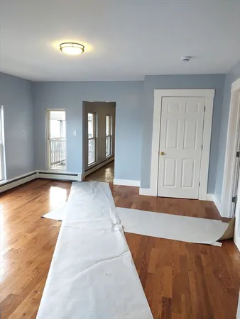 $2,300 | 96 Pleasant Street, Unit 2, Marlborough, MA 01752