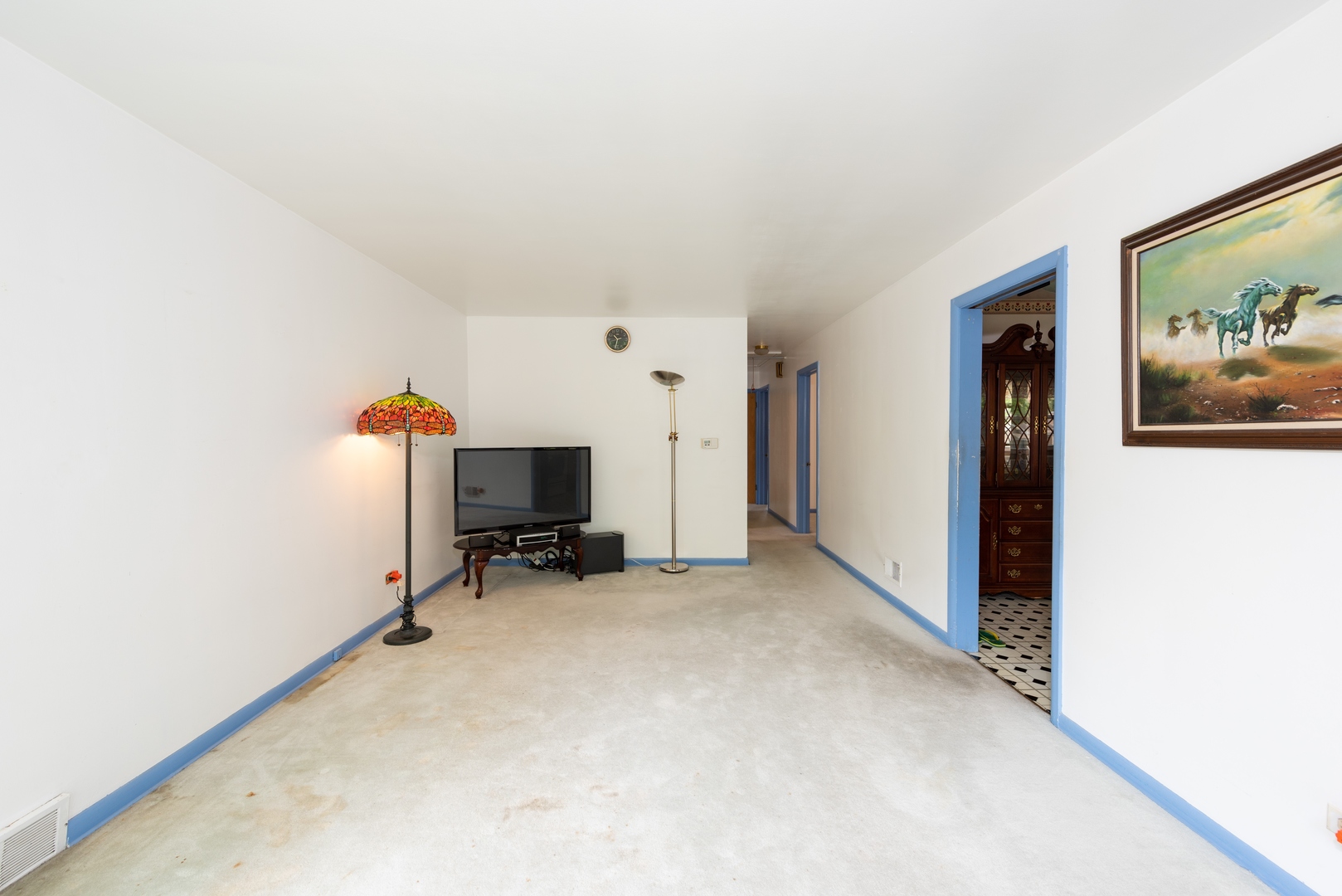 6134 North Keystone Avenue Chicago, IL 60646 - Photo 3 of 15