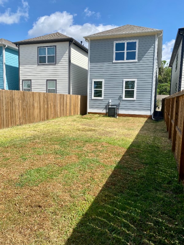 1839 Dewalt Street Houston, TX 77088 - Photo 12 of 19 The backyard