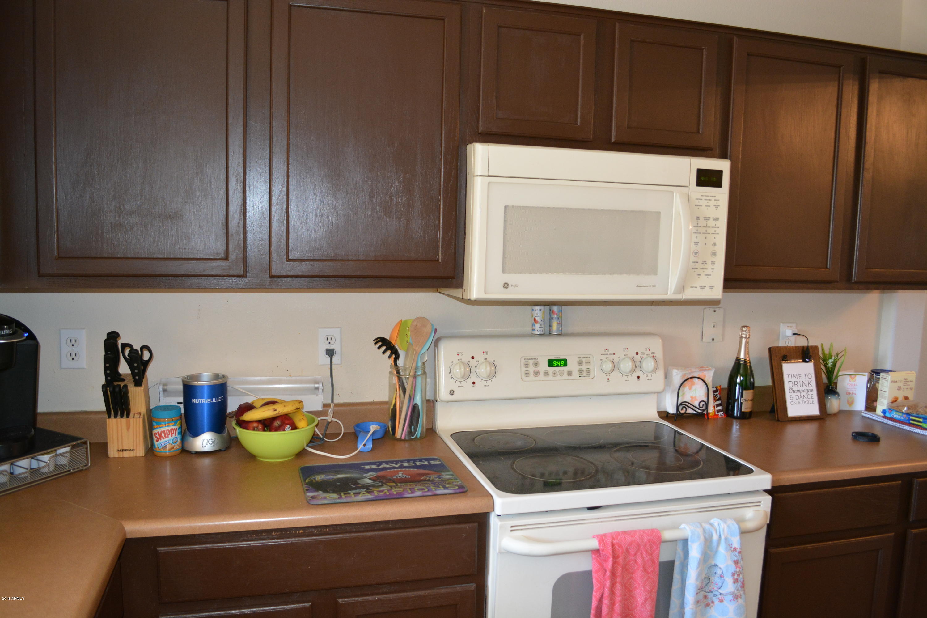 17616 West Boca Raton Road Surprise, AZ 85388 - Photo 14 of 37 DSC_0025