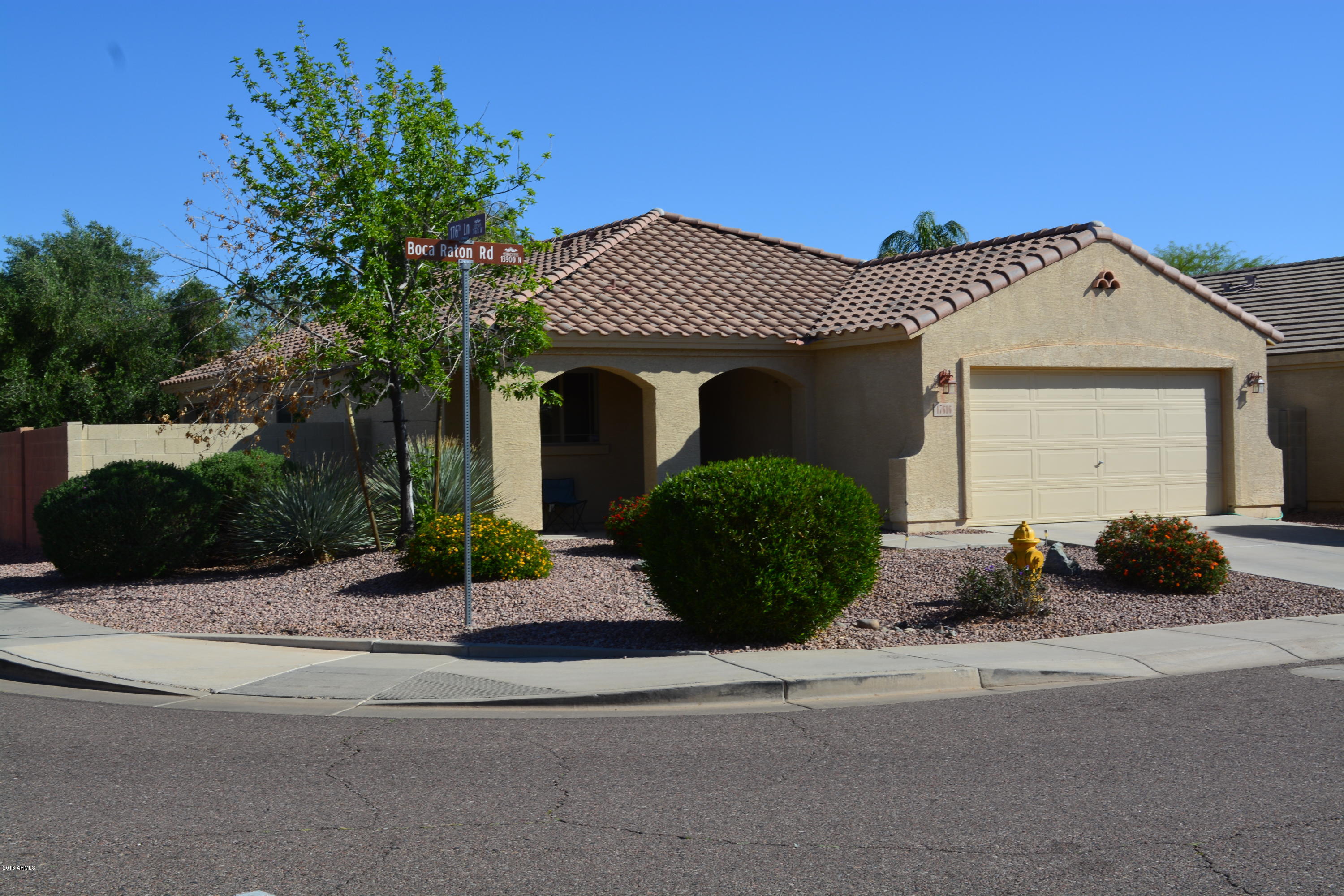 17616 West Boca Raton Road Surprise, AZ 85388 - Photo 2 of 37 DSC_0003