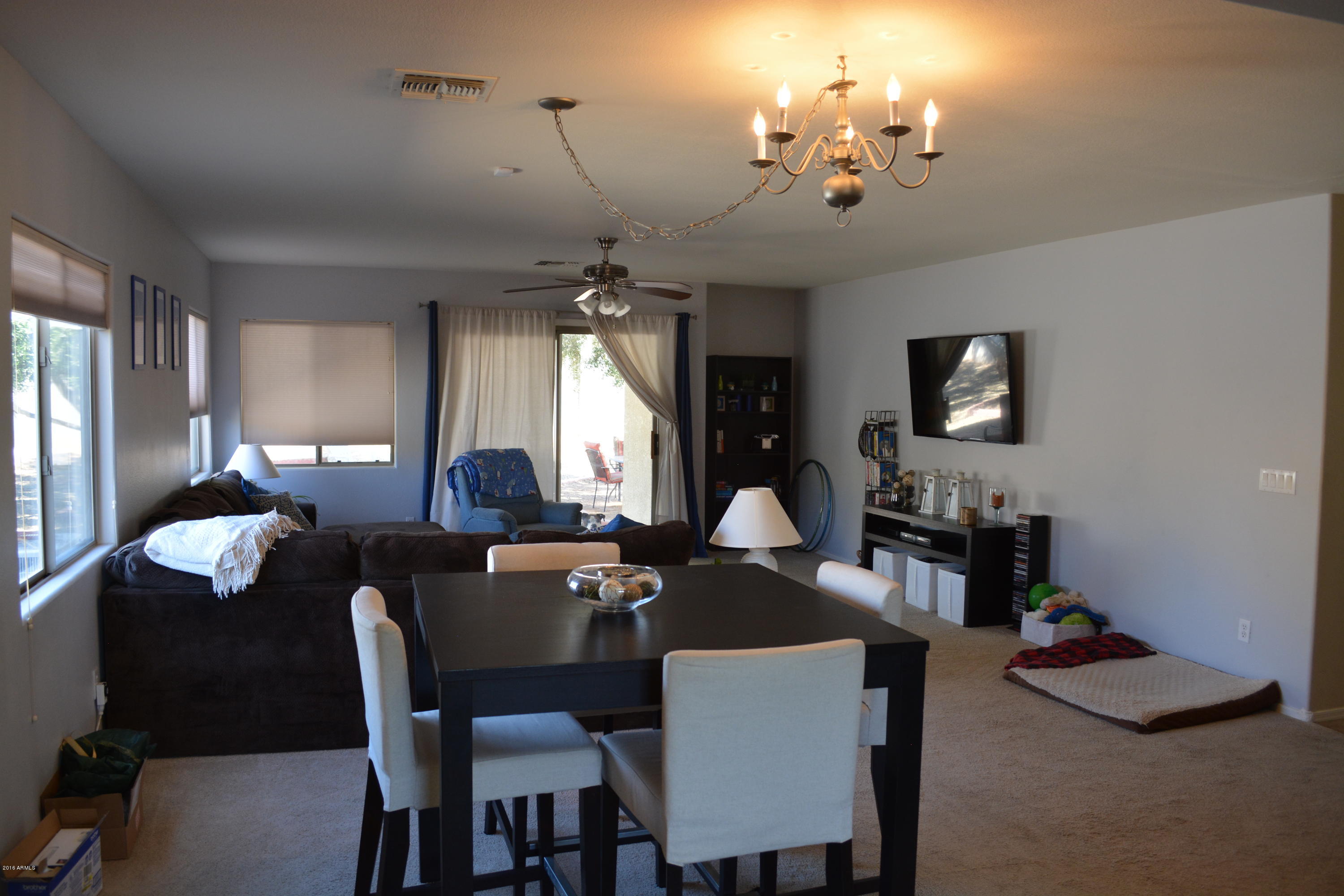 17616 West Boca Raton Road Surprise, AZ 85388 - Photo 5 of 37 DSC_0051