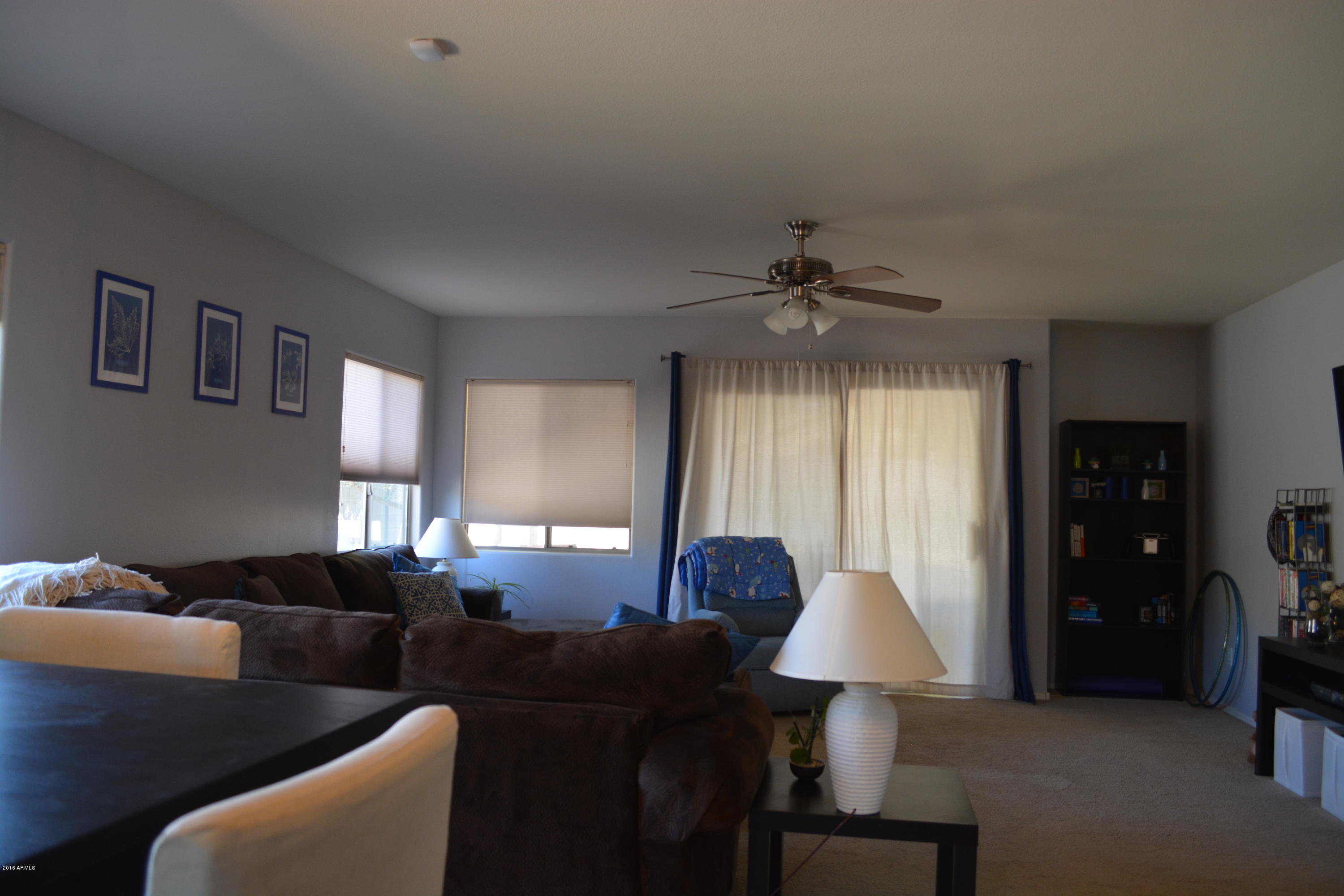 17616 West Boca Raton Road Surprise, AZ 85388 - Photo 8 of 37 DSC_0053