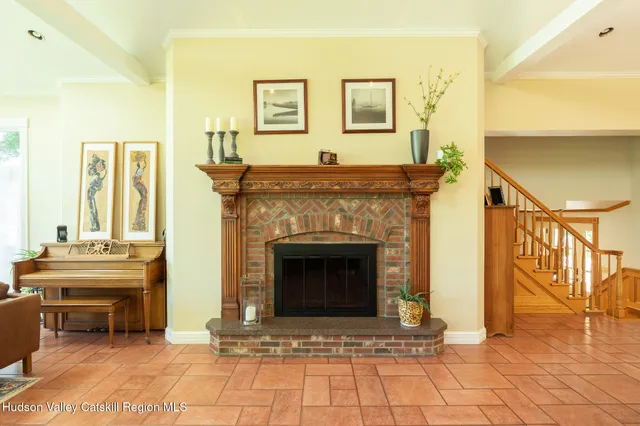 $2,100,000 | 20 Ferry Street, Saugerties, NY 12477