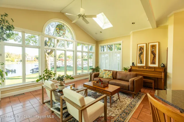 $2,100,000 | 20 Ferry Street, Saugerties, NY 12477