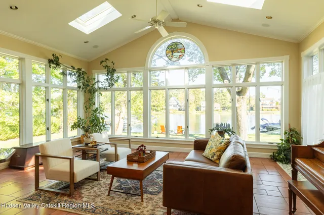 $2,100,000 | 20 Ferry Street, Saugerties, NY 12477