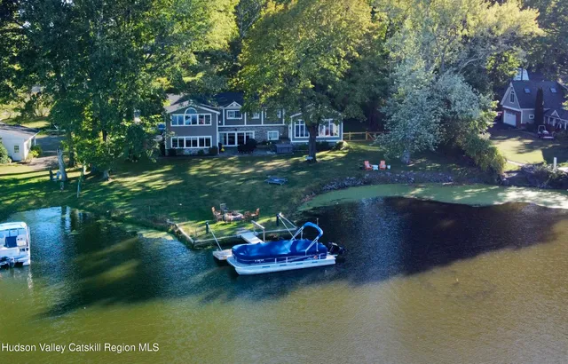 $2,100,000 | 20 Ferry Street, Saugerties, NY 12477