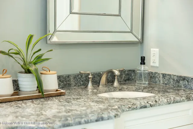 $2,100,000 | 20 Ferry Street, Saugerties, NY 12477