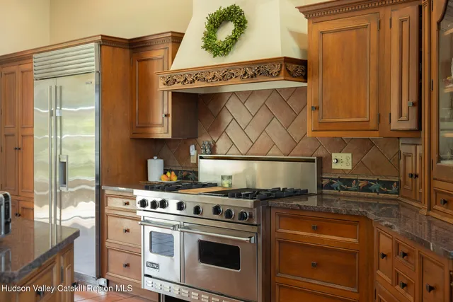 $2,100,000 | 20 Ferry Street, Saugerties, NY 12477