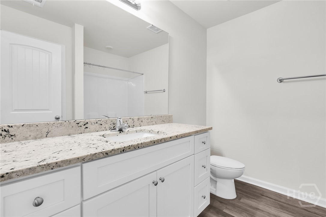 236 Cromer Street Savannah, GA 31407 - Photo 19 of 50 Downstairs guest bathroom