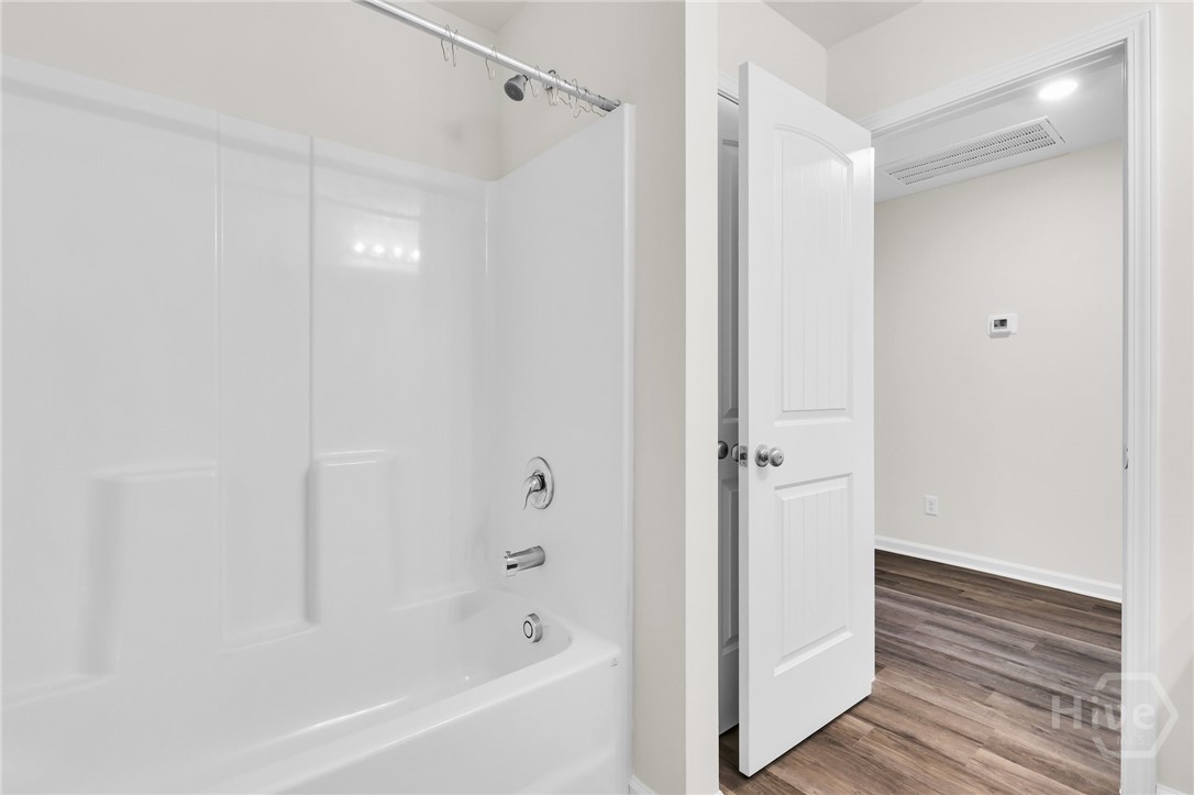 236 Cromer Street Savannah, GA 31407 - Photo 20 of 50 Downstairs guest bathroom